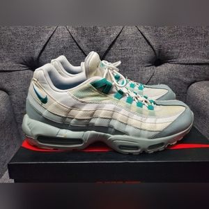 Nike air max mens size 13